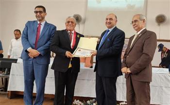 ندوة تثقيفية بعنوان "خمسون عاماً على انتصارات أكتوبر المجيدة" بكلية الأعمال جامعة الإسكندرية
