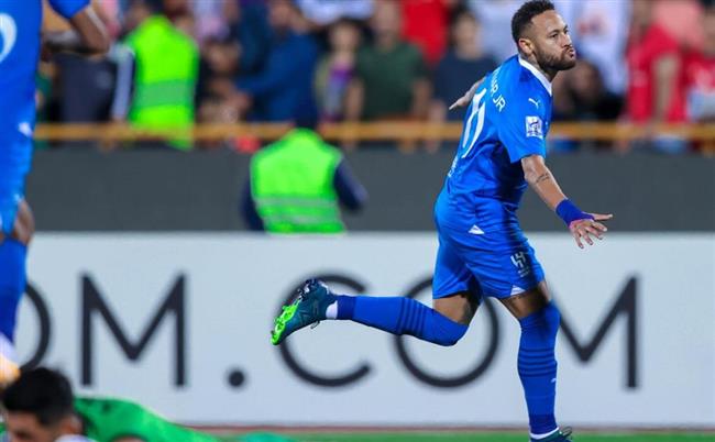 البرازيلي نيمار يسجل أول أهدافه مع الهلال السعودي