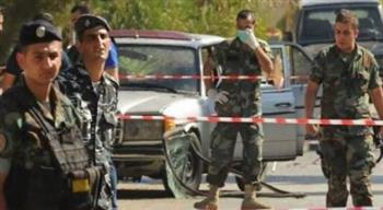   لبنان: ضبط أسلحة وملابس عسكرية بخمية يقطنها سوريين دخلا خلسة للبلاد