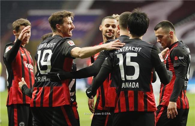 باير ليفركوزن يتصدر الدورى الألماني بفوزه 2-1 على ضيفه فرايبورج