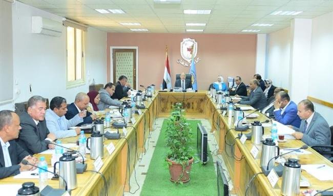 مجلس جامعة سوهاج يستهل جلسته بالوقوف دقيقة حداد على أرواح شهداء فلسطين