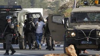   الاحتلال الإسرائيلي يعتقل 64 فلسطينيًا من مناطق متفرقة بالضفة الغربية