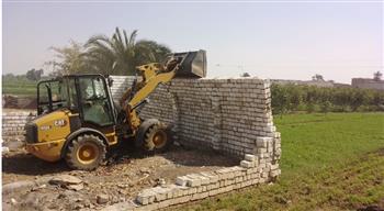 خلال حملة مكبرة.. استرداد 400 فدان أملاك دولة بالظهير الصحراوى لمركز المنيا