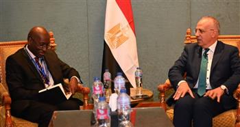   د. سويلم يلتقى المدير الإقليمى لبنك التنمية الافريقى فى مصر للدعم الحالى 