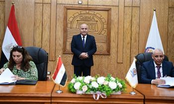 توقيع بروتوكول تعاون لإنشاء 3 وحدات ترشيح طبيعي ضمن مشروع «حينا» بقنا