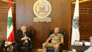   بري يستعرض مع وزير الدفاع الوضع الميداني على الحدود الجنوبية اللبنانية