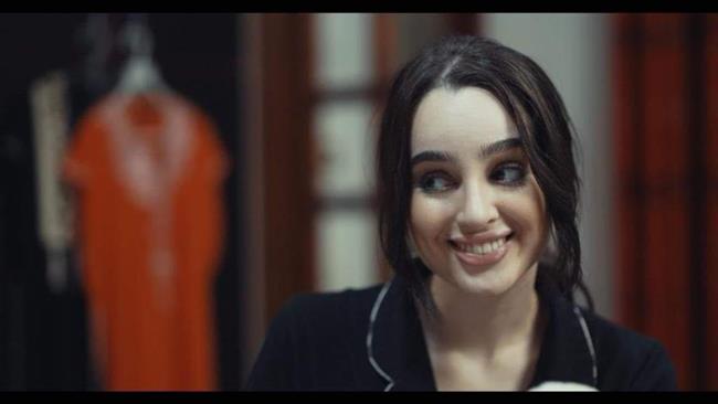 مجدي الحسيني يجمع منى نور الدين ووحيدة الدريدي في "زريعة إبليس"