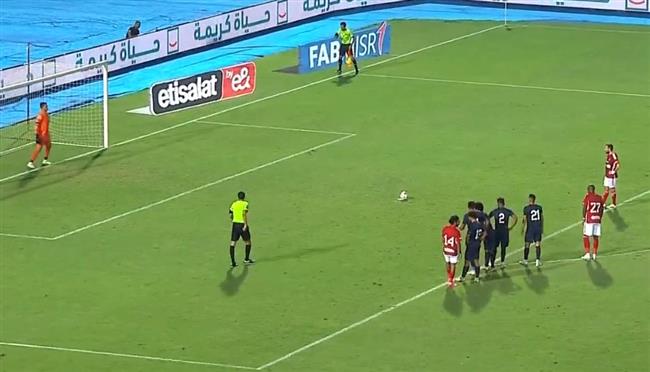 الأهلي ينهي الشوط الأول متقدما علي إنبي بهدف علي معلول 