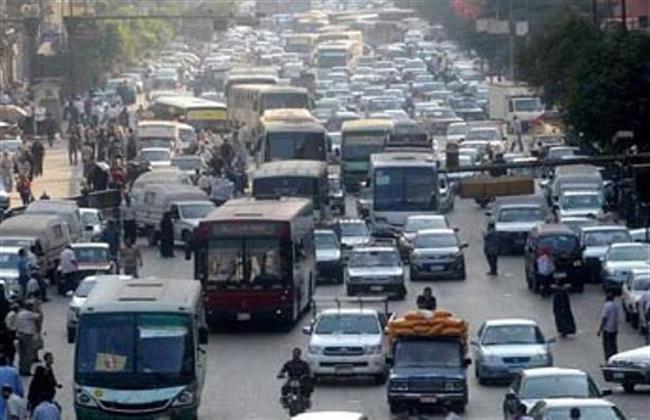 الداخلية تهيب مالكي السيارات القديمة بانهاء تراخصيها 