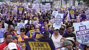   إضراب 75 ألفا من العاملين في الرعاية الصحية في عدة ولايات أمريكية