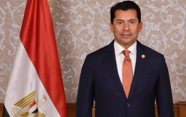 صبحي يهنئ نظيره المغربي على استضافة كأس العالم 2030