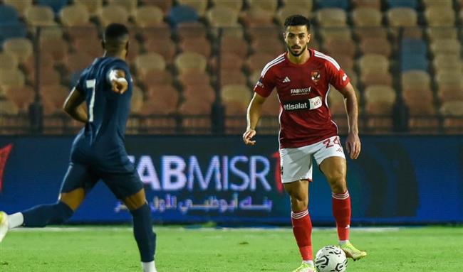 أمير توفيق: عبد المنعم لم يتلق أي عروض.. واللاعب يشعر بالراحة في الأهلي