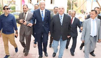 رئيس جامعة المنوفية يتفقد كليات الآداب  والحقوق والتجارة خلال الأسبوع الأول من العام الدراسي الجديد  