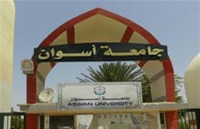 وفد جامعة أسوان يزور القطاع العسكري للتهنئة بانتصارات أكتوبر المجيدة