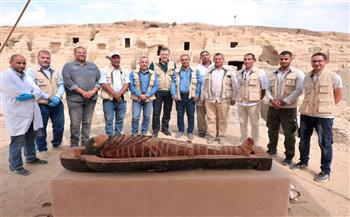   وزير السياحة والآثار يتفقد كشف أثري جديد بموقع حفائر البعثة الأثرية المصرية بسقارة 
