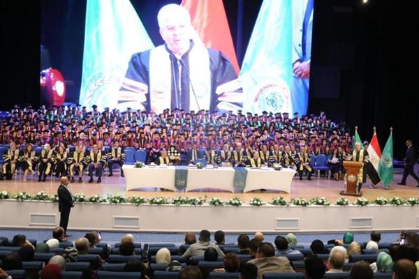 وزير التعليم العالي يشهد حفل تخرج طلاب الأكاديمية العربية للعلوم والتكنولوجيا والنقل البحري