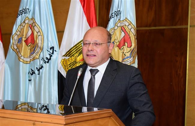 إدراج 21 من علماء جامعة سوهاج ضمن أفضل العلماء تأثيرًا في العالم