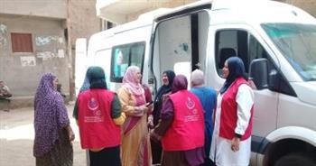 جامعة الزقازيق تتابع تجهيز القافلة الطبية لقرية كفور نجم ضمن حياة كريمة