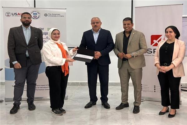 رئيس جامعة القناة: تدشين الدورات التدريبية بالمركز الجامعي للتطوير المهني (UCCD)