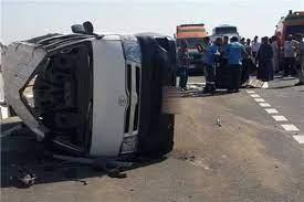   إصابة 17 شخصاً في حادث انقلاب سيارة اتجاه ميدان الرماية