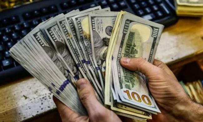 مباحث القاهرة تضبط شخصين لقيامهما بالإتجار بالنقد الأجنبي 