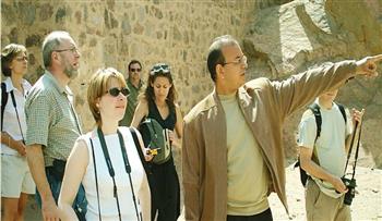   خبير آثار: مصر تشهد انطلاقة سياحية غير مسبوقة فى الثماني سنوات الماضية 