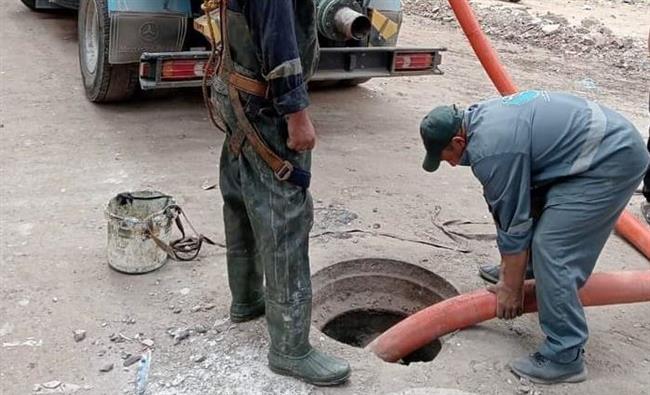 البحيرة.. استمرار أعمال تطهير وتسليك صفايات الأمطار ومطابق الصرف الصحي
