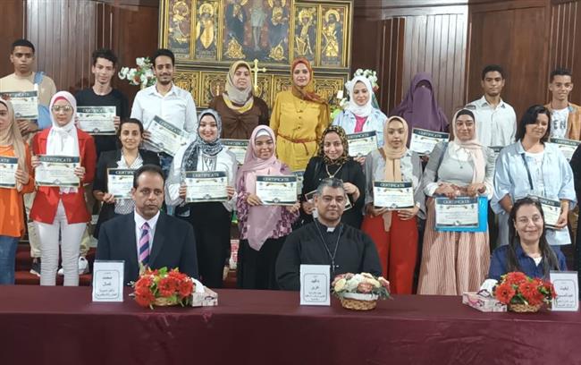 وزارة العمل: ختام برنامج تدريب على مهن التسويق الإلكتروني والفوتوشوب بالإسكندرية