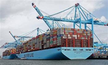 تداول 39 سفينة حاويات وبضائع بميناء دمياط خلال 24 ساعة