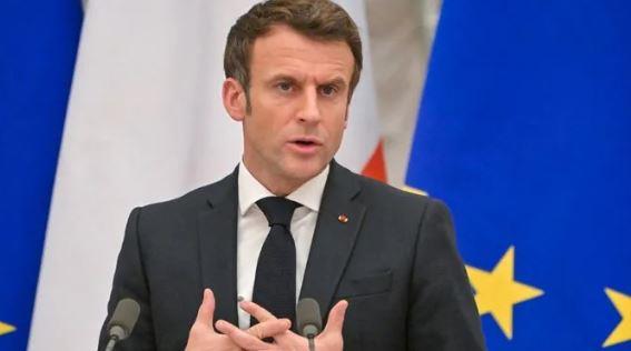 الرئيس الفرنسي يؤكد "تضامنه الكامل مع إسرائيل"