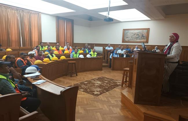 وزارة العمل: نشر "ثقافة السلامة والصحة المهنية" بين طلاب جامعات الإسكندرية