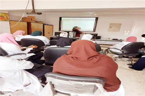 وزارة العمل تنظم ورشة للتوعية بريادة الأعمال والمشروعات الصغيرة بالإسماعيلية