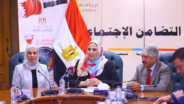 "القباج" تشهد توقيع بروتوكول تعاون بين الهلال الأحمر المصري والمؤسسة الملكية البحرينية للأعمال الإنسانية