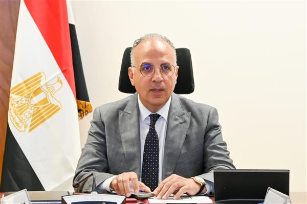 وزير الري يؤكد أهمية تبادل الخبرات بين مصر وبنجلاديش في إدارة المياه وحماية الشواطئ
