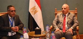   وزير الري يلتقى وكيل وزارة المياه والرى الأردنية