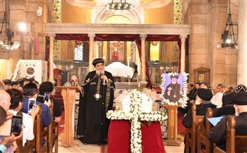   البابا تواضروس يترأس صلوات تجنيز الأنبا أثناسيوس بالكنيسة البطرسية