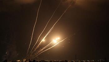 القاهرة الإخبارية: إصابة إسرائيلين جراء رشقة صاروخية على تل ابيب