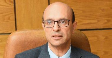 رئيس جامعة أسيوط يصدر قرارات بتعيين قيادات أكاديمية في عدد من كليات الجامعة