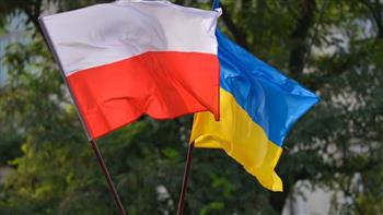   أوكرانيا وبولندا تبحثان فتح نقاط التفتيش للشاحنات الإثنين المقبل