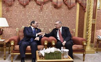   "السيسي" يبحث مع "أردوغان" تعزيز العلاقات الثنائية ووقف العدوان على غزة
