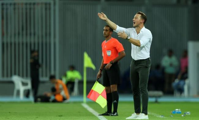 دوري روشن السعودي.. اجتماع في الأهلي لتحديد موقف ماتياس يايسله