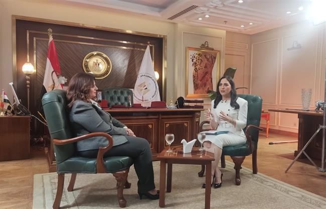 الليلة.. وزيرة الهجرة ضيفة برنامج 90 دقيقة على المحور
