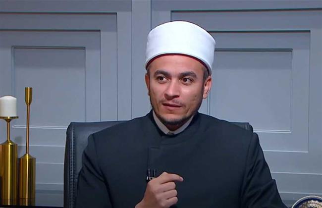 ما حكم من وجد مالا لا صاحب له؟.. أمين الفتوى يجيب| فيديو