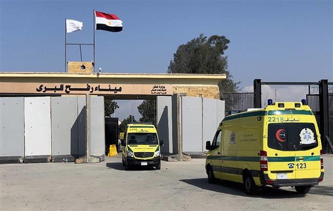 معبر رفح يواصل استقبال المساعدات الموجهة لقطاع غزة.. فيديو