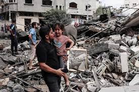 بعد 36 يوما متواصلة من الحرب.. "حقوق الإنسان" يرصد نصف مليون طفل بين قتيل وجريح بغزة
