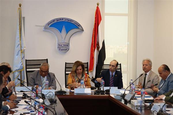 "القومي لحقوق الإنسان" يطالب بانضمام مصر للبروتوكول الاختياري لاتفاقية مناهضة التعذيب