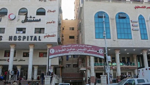 الهلال الأحمر الفلسطيني: دبابات الاحتلال تحيط بمستشفى "القدس" تمهيدًا لإخلائه بالقوة