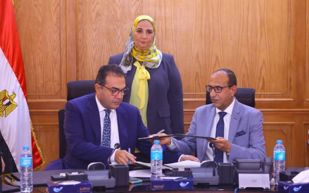 بروتوكول تعاون بين بنكي "ناصر" و"المصري الخليجي" لاستثمار قطعة أرض على كورنيش النيل