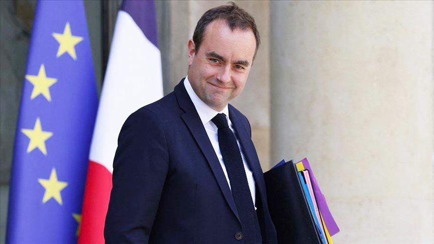 فرنسا ترسل وزير دفاعها في جولة إلى الشرق الأوسط.. تبدأ من إسرائيل