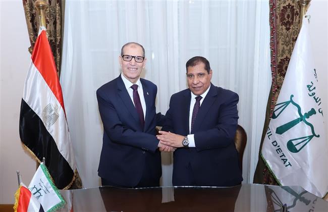 بروتوكول تعاون بين مجلس الدولة والنيابة الإدارية لتحقيق الربط الإلكتروني.. صور